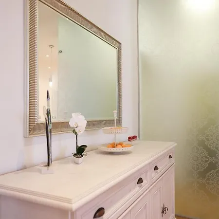 アパート Mislav ザダル